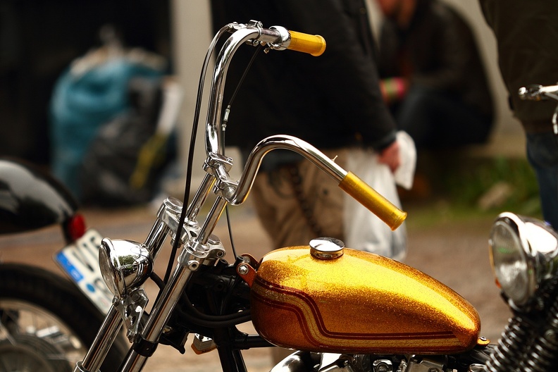 harley_chopperlenker_gold_1336.JPG