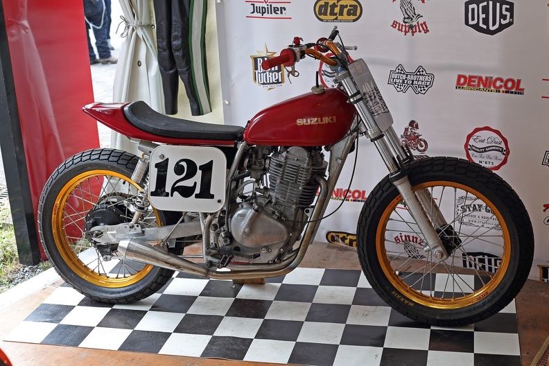 Nicht häufig zum sehen sind Suzuki-Bobber,dass begehrteste Umbauobjekt sind Harley Modelle suzuki_bobber_2176.jpg