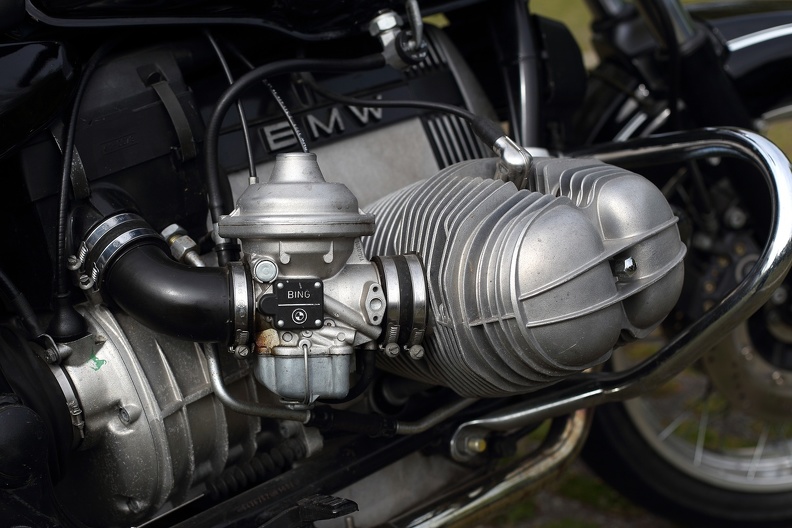 bmw_r100r_vergaser_4374.jpg