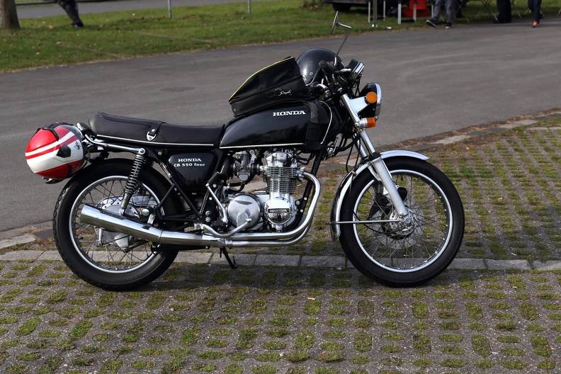 Honda 550 four