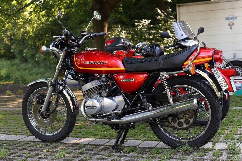 Kawasaki KH 250