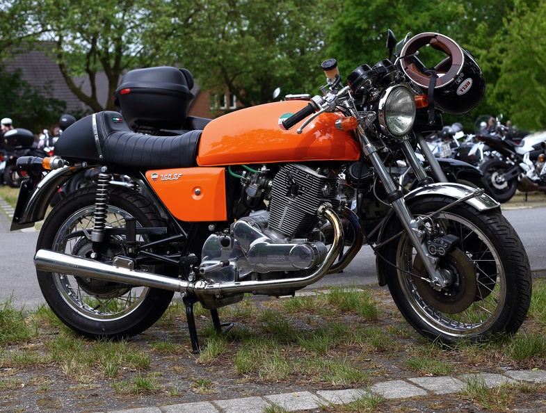 Die Laverda 750 SF mit Doppelscheibenbremsen und Bremsanlage von Brembo wurde zwischen 1974 und 1976 gebaut. laverda_750sf_1894.jpg