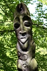 Holzskulptur (1904 visits) Diese Holzskulptur der Gesamthochschule steht vor der Afrikaanlage und zeigt wohl einen afrikanische... Holzskulptur