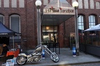 Harley vor Sportsbar