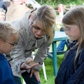 Familie mit Riesenschnecke