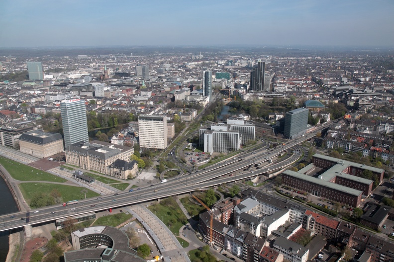 Blick nach Osten über Düsseldorf ostblick_8424.jpg