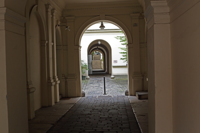 Durchgang zum Adlerhof in der Josefstadt adlerhof_josefstadt_1384.jpg