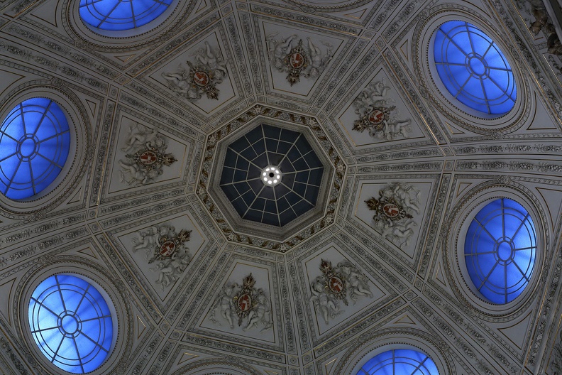 Kuppel Naturhistorisches Museum,dass mit rund 30 Millionen Sammlungsobjekten zu den bedeutendsten Naturmuseen der Welt gehört khm_kuppel_1465.jpg