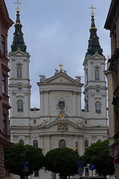 Kirchentürme der barocken Piaristenkirche piaristenkirche_maria_treu_1307.jpg