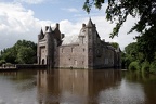 Schloss mit Graben