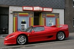 Ferrari vorm Casino