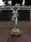 Mädchen Skulptur Flora