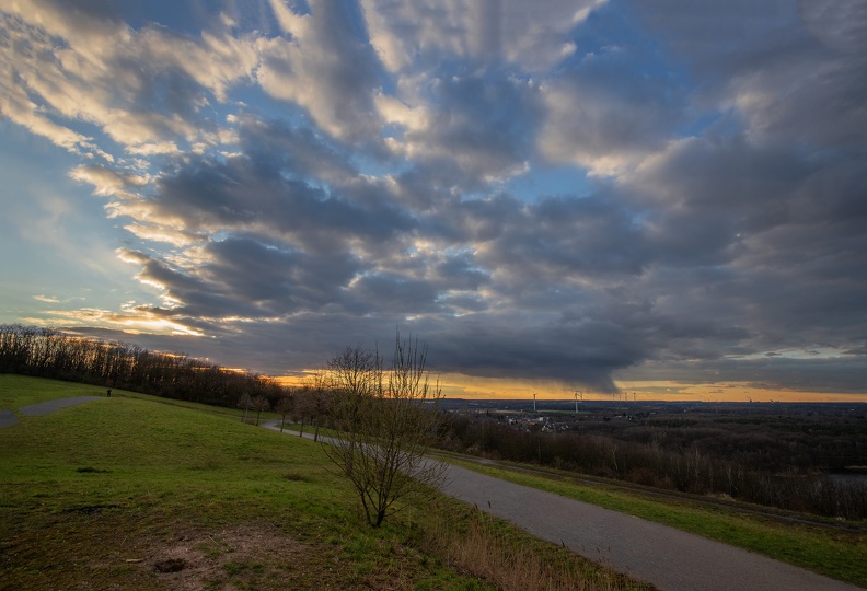 Dunkle Wolken