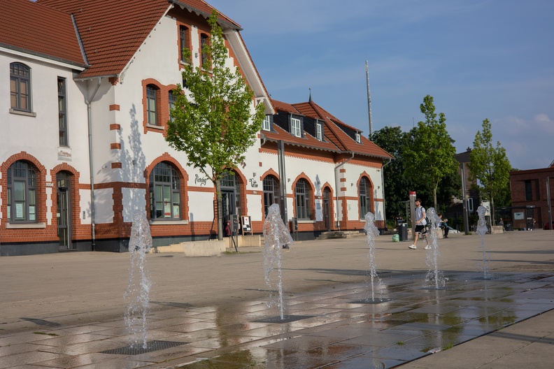 bahnhofsplatz_5714.jpg