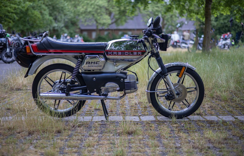 Kleinkraftrad Kreidler RMC Elektronik mit liegendem Einzylinder und Scheibenbremse vorne kreidler_florett_rmc_elektronik_2487.jpg