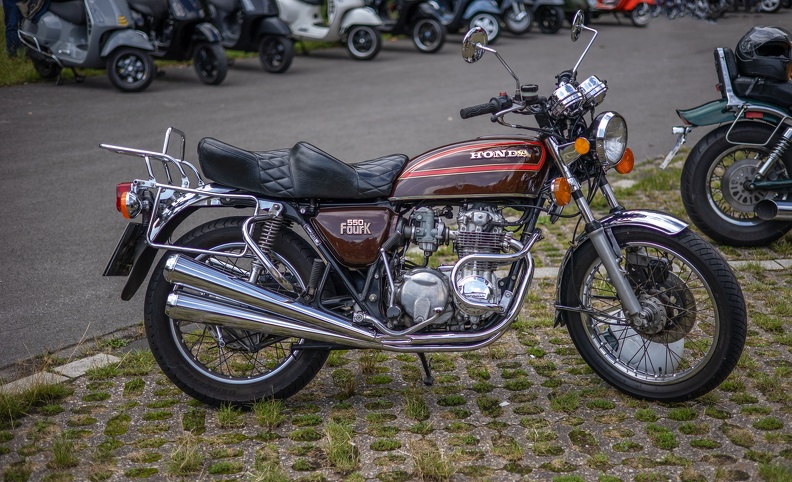 Die Honda 550 FourK wurde 1977-1978 gebaut,hatte einen 4-Takt 4-Zylinder Motor und eine Leistung von 50 PS honda_550_fourk_1743.jpg