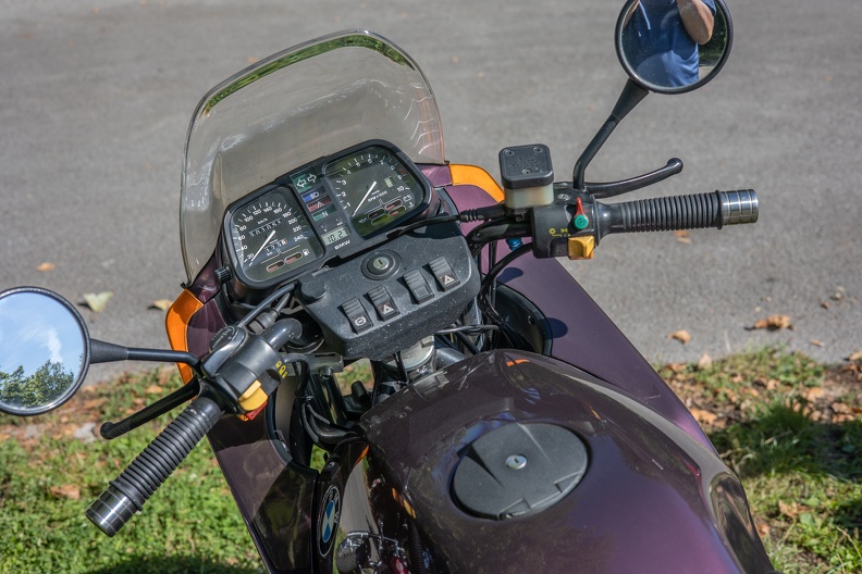 BMW K75s Cockpit 