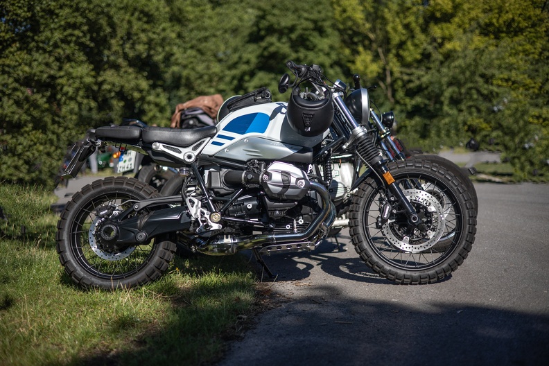 BMW R nineT